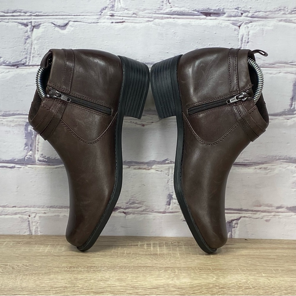 Clarks Lea Kittredge Brown Leather Buckle Ankle Boots - Picture 6 of 8